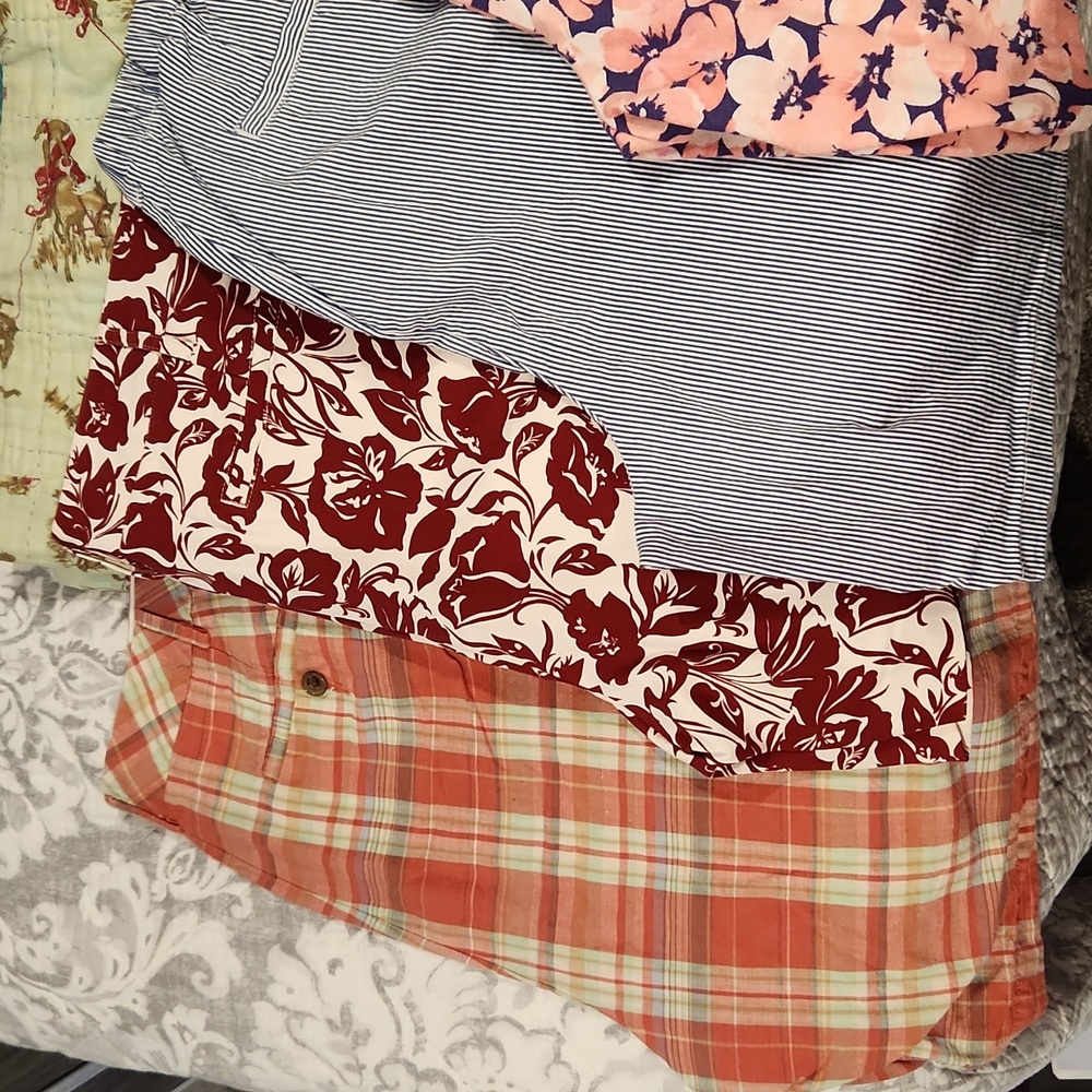 Woman's shorts lot. 6 pair size 20W. Lands End. Solid blue pair is Style & Co